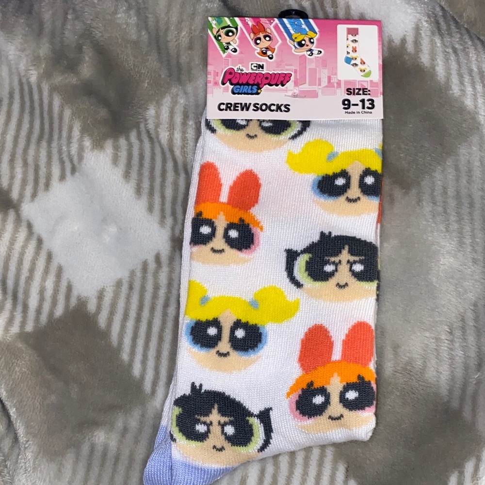 3/$18 bundle Cartoon Network Powerpuff Girls Crew Socks